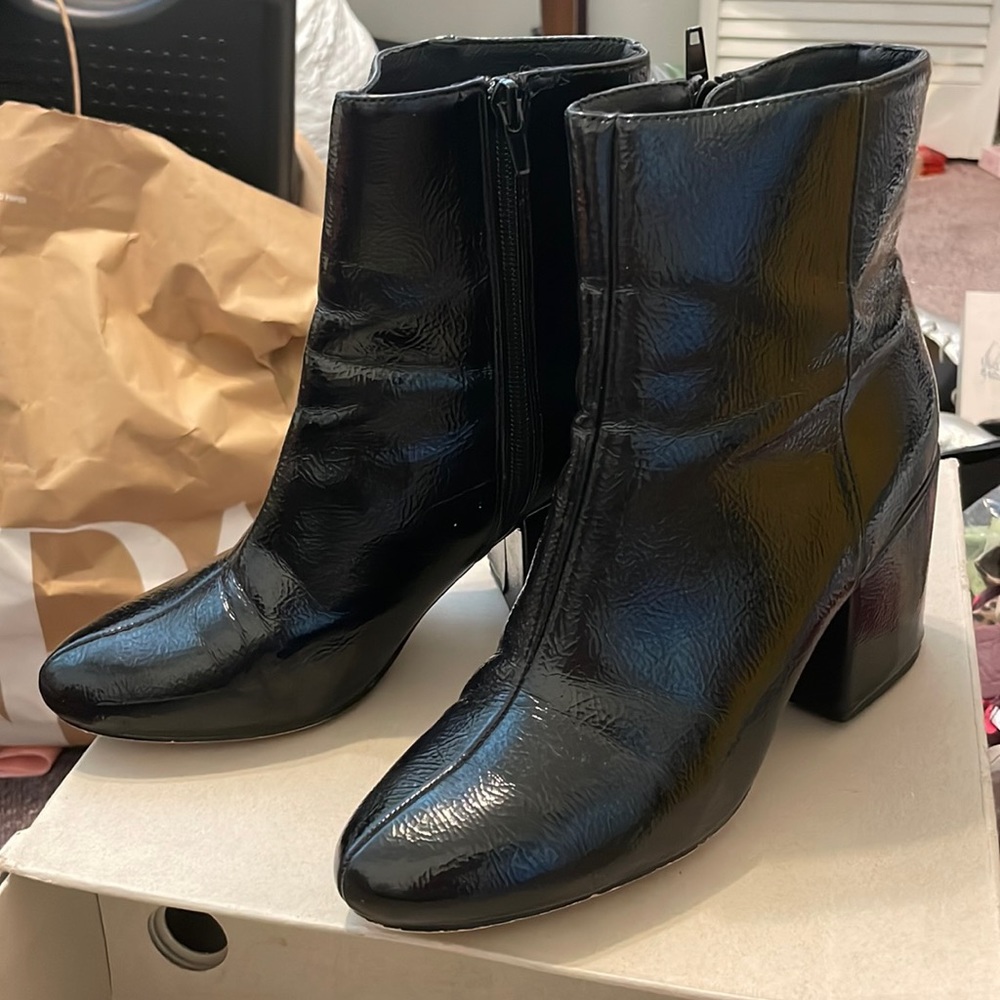 Patent leather black booties